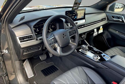 2026 Mitsubishi Outlander Black Edition