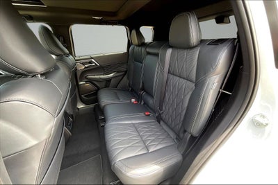 2026 Mitsubishi Outlander Black Edition