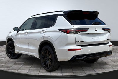 2026 Mitsubishi Outlander Black Edition