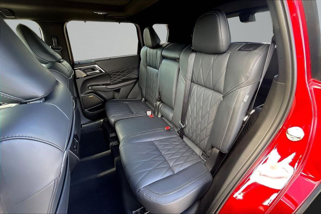 2026 Mitsubishi Outlander Black Edition