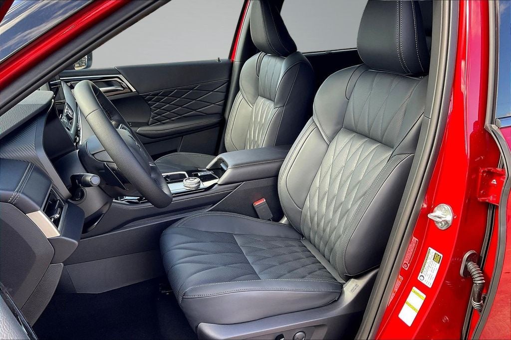 2026 Mitsubishi Outlander Black Edition