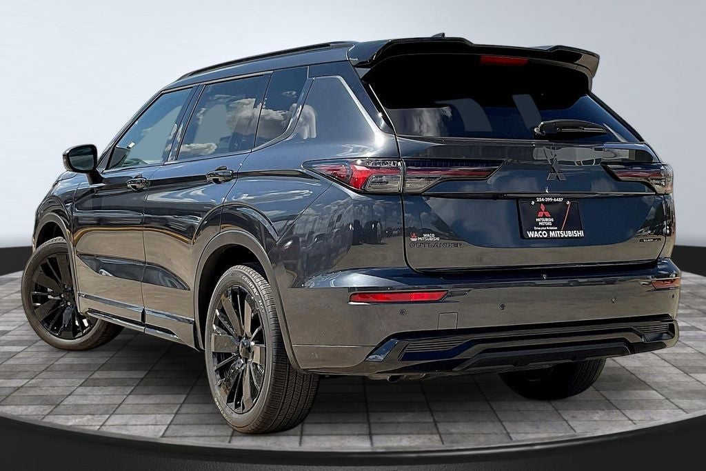 2026 Mitsubishi Outlander Black Edition