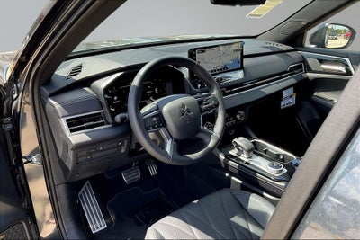 2026 Mitsubishi Outlander Black Edition