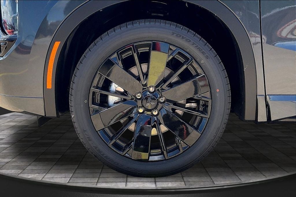 2026 Mitsubishi Outlander Black Edition