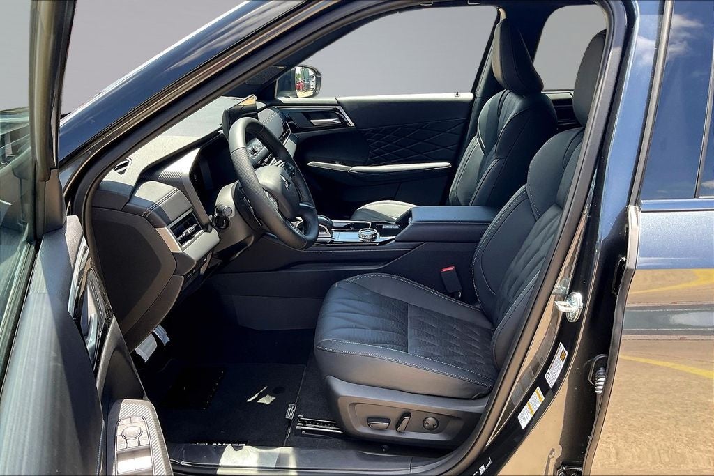 2026 Mitsubishi Outlander Black Edition
