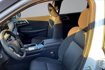 2026 Mitsubishi Outlander ES