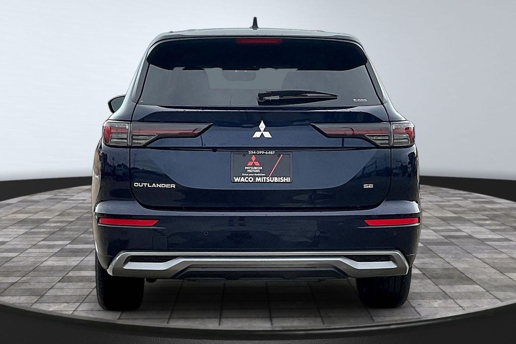 2026 Mitsubishi Outlander SE