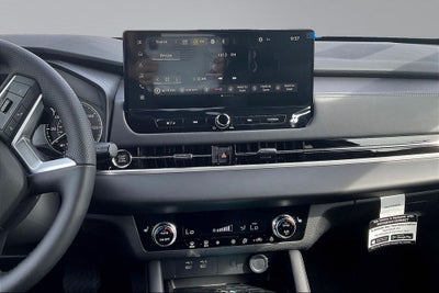 2026 Mitsubishi Outlander LE