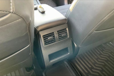 2025 Mitsubishi Outlander PHEV SE