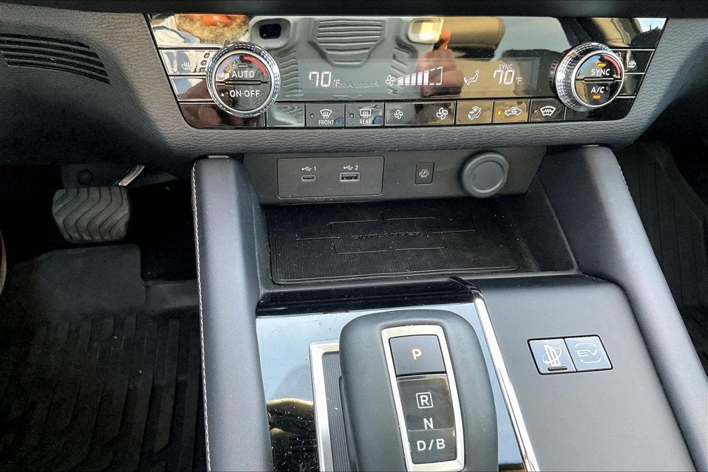 2025 Mitsubishi Outlander PHEV SE