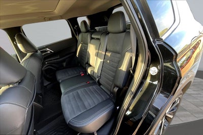 2025 Mitsubishi Outlander PHEV SE