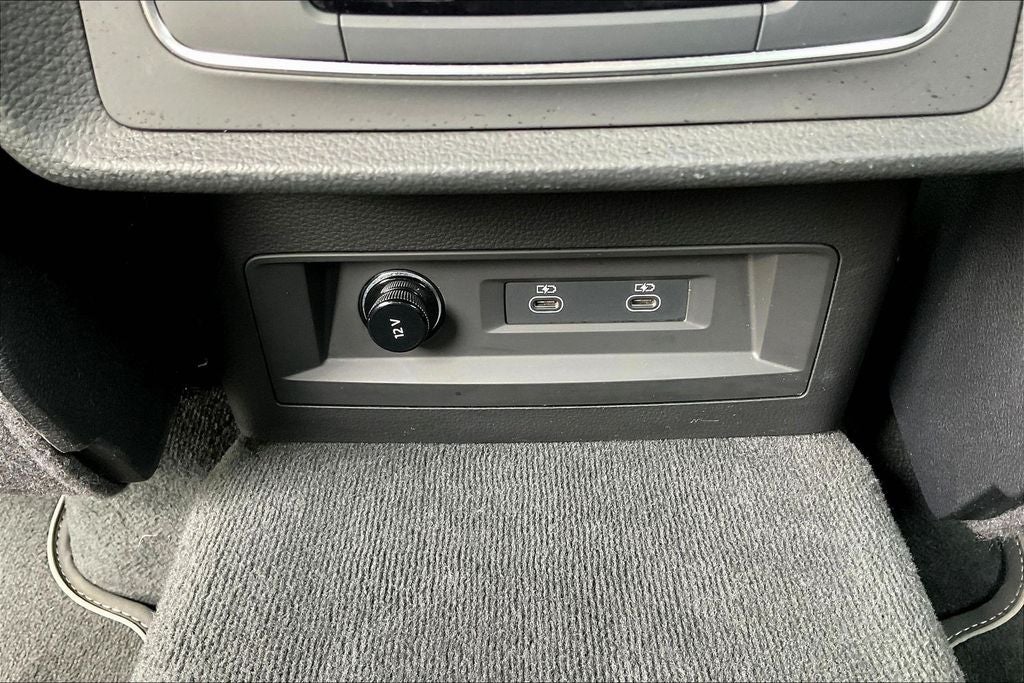 2025 Audi Q7 55 Premium Plus quattro
