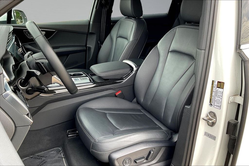 2025 Audi Q7 55 Premium Plus quattro