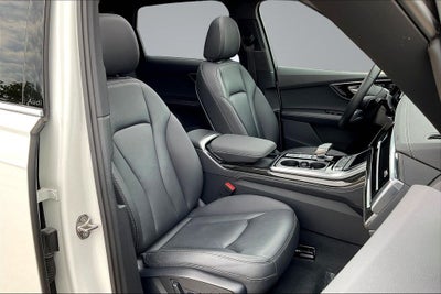 2025 Audi Q7 55 Premium Plus quattro