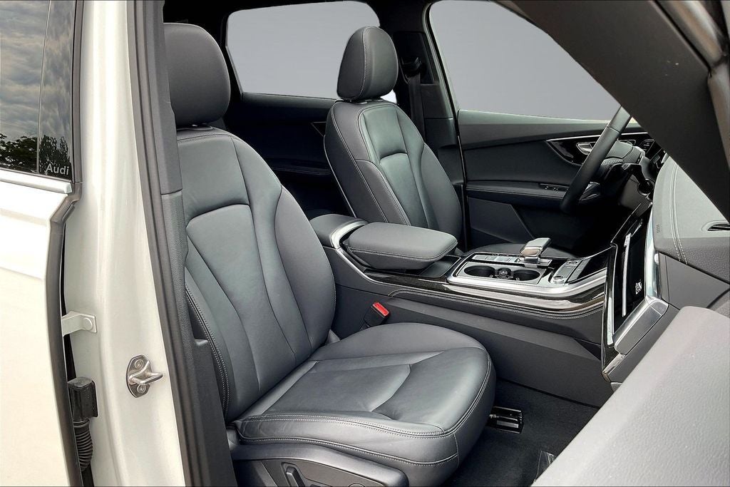 2025 Audi Q7 55 Premium Plus quattro