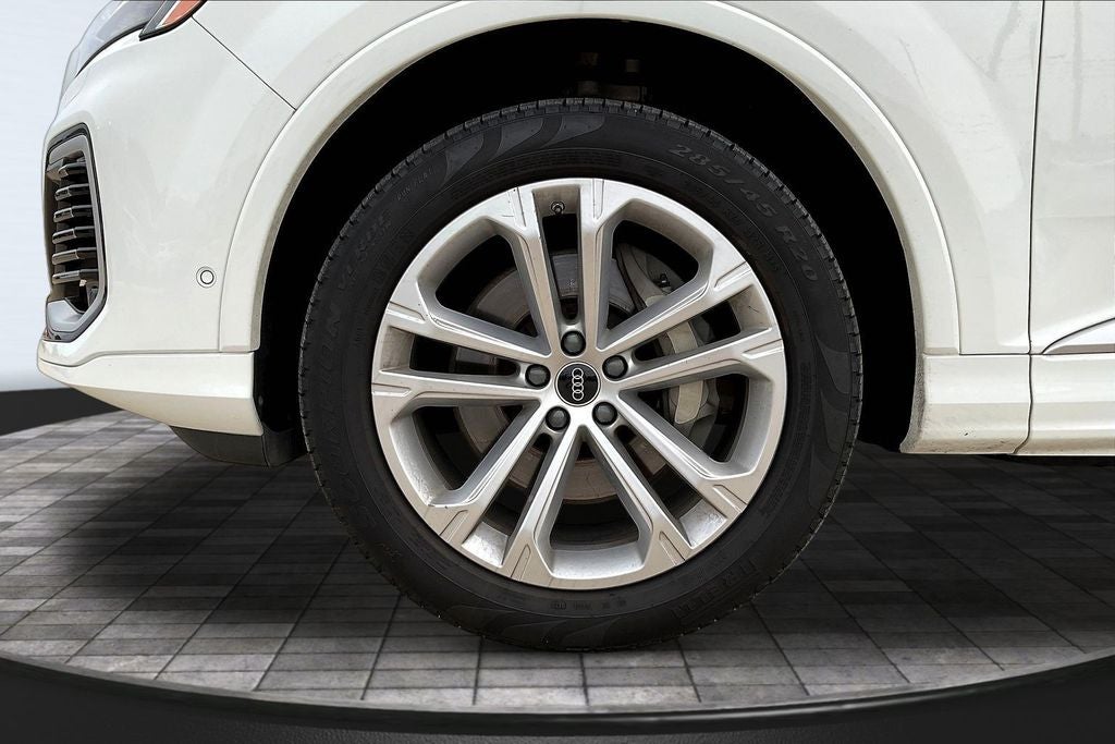 2025 Audi Q7 55 Premium Plus quattro