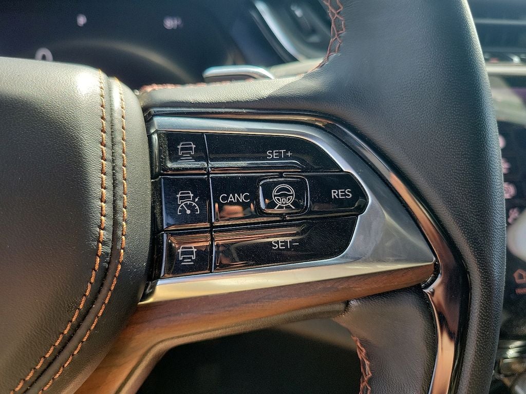 2023 Jeep Grand Cherokee Summit