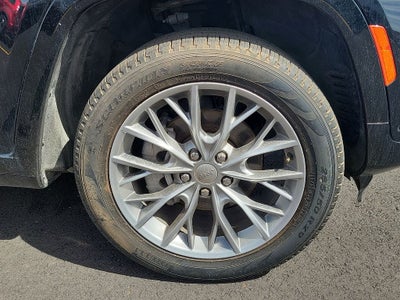 2023 Jeep Grand Cherokee Summit