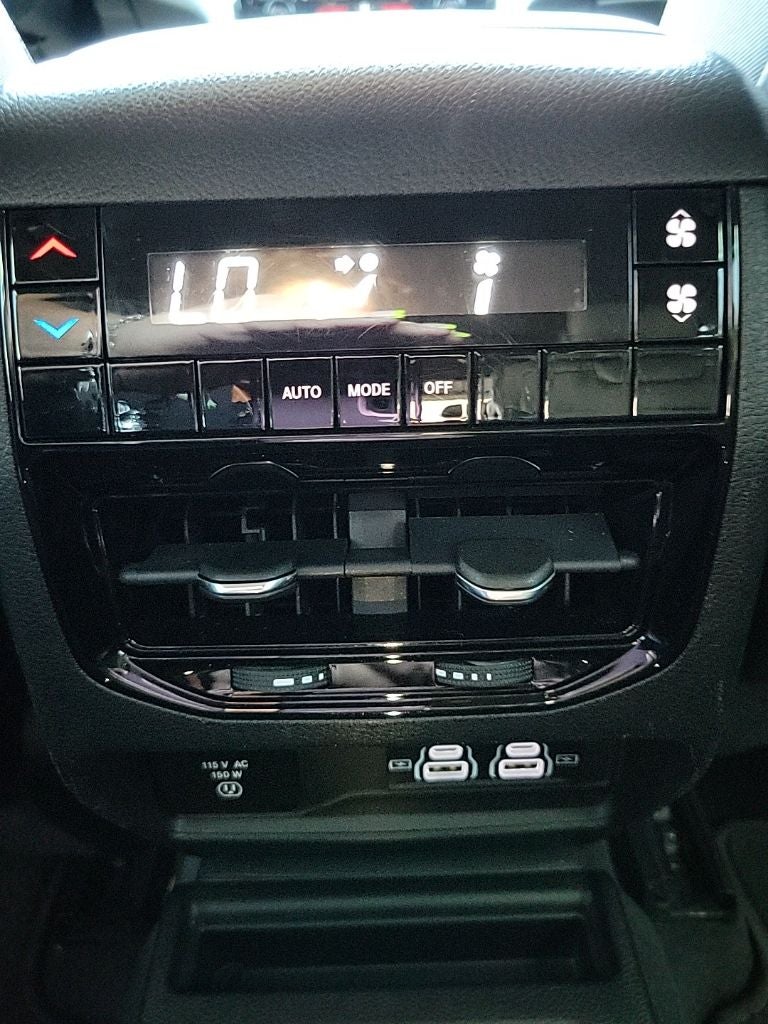 2022 Jeep Grand Cherokee L Altitude