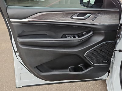 2023 Jeep Grand Cherokee L Overland