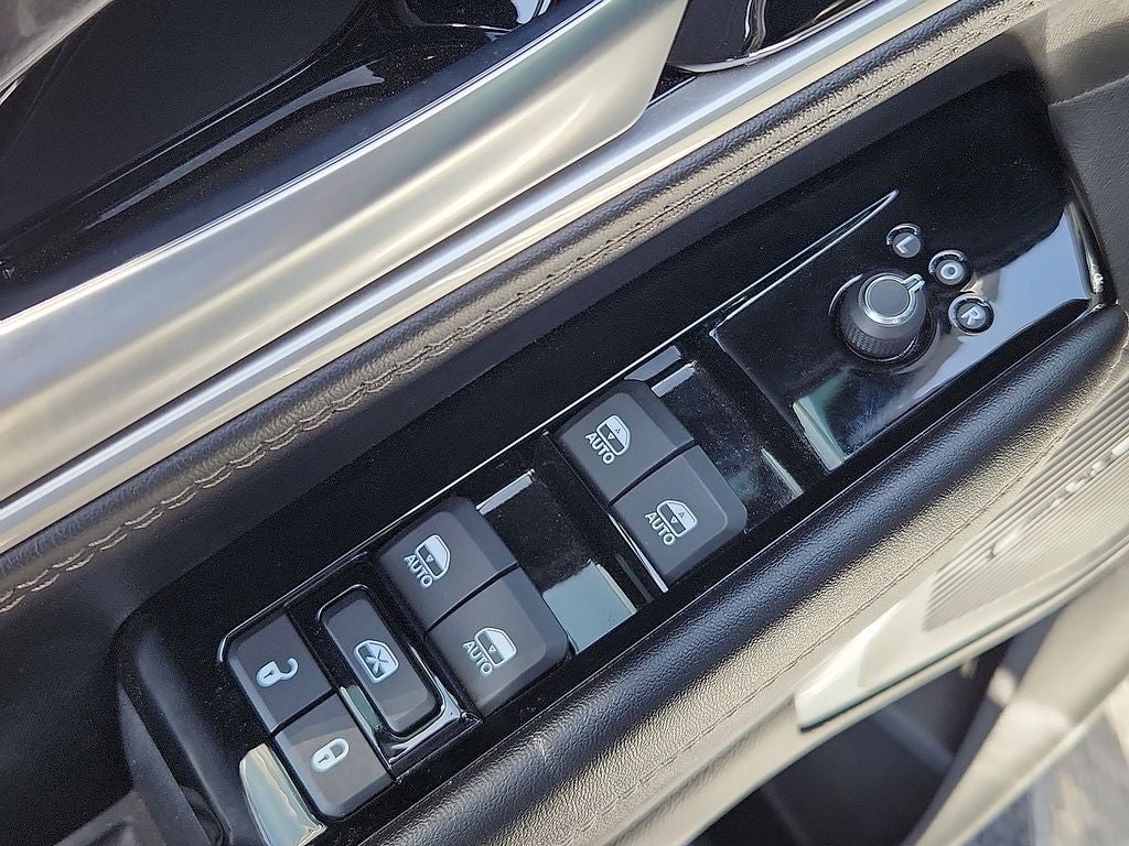 2024 Jeep Wagoneer L Base