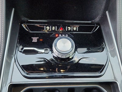 2024 Jeep Wagoneer L Base