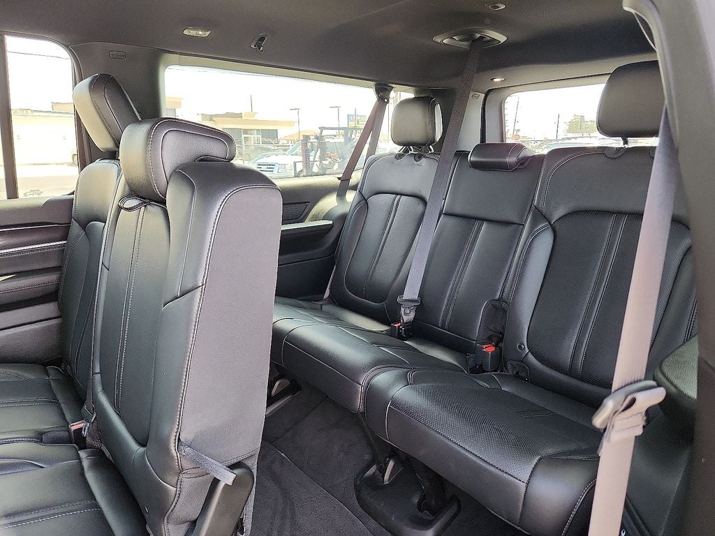 2024 Jeep Wagoneer L Base