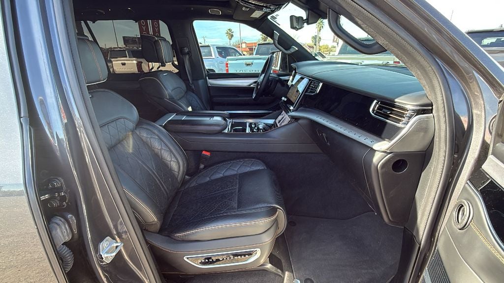 2023 Jeep Grand Wagoneer Series III