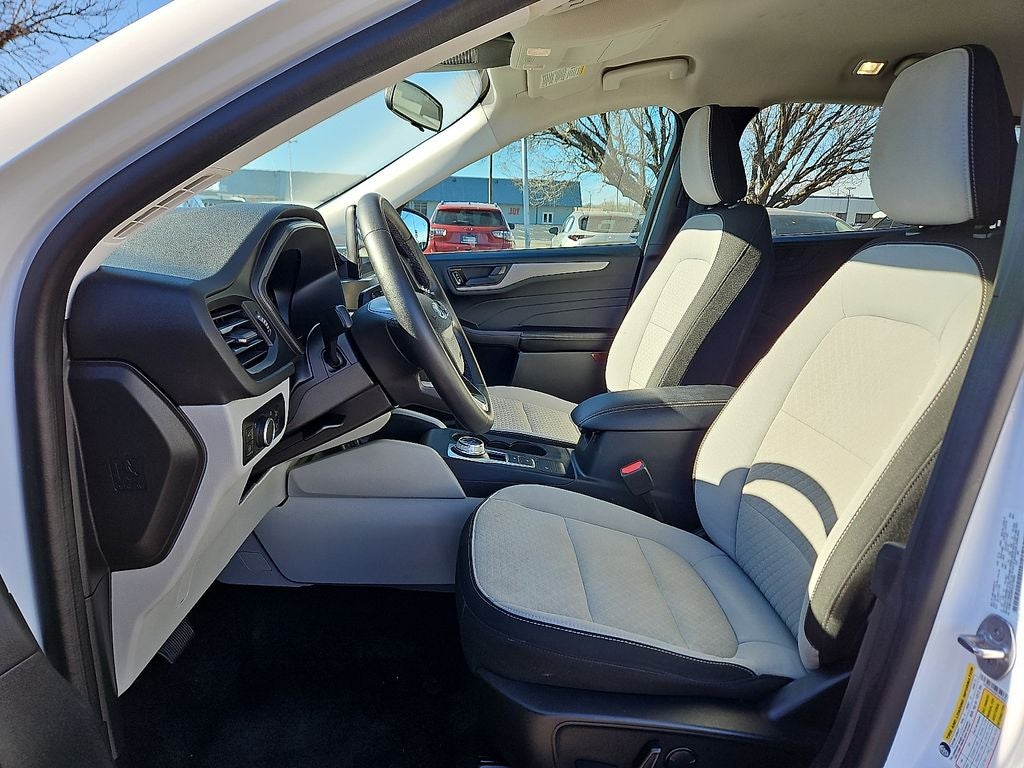 2023 Ford Escape Hybrid Active