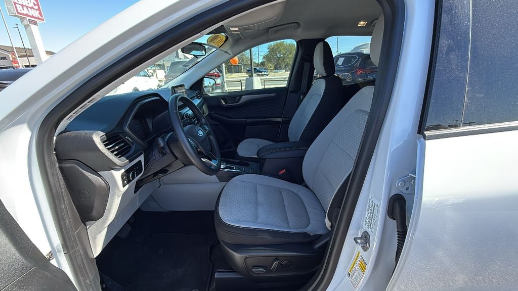 2023 Ford Escape Hybrid Active