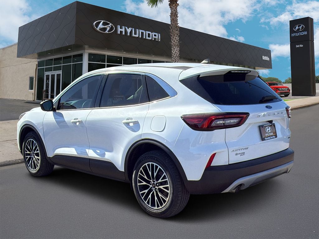 2023 Ford Escape Hybrid Active