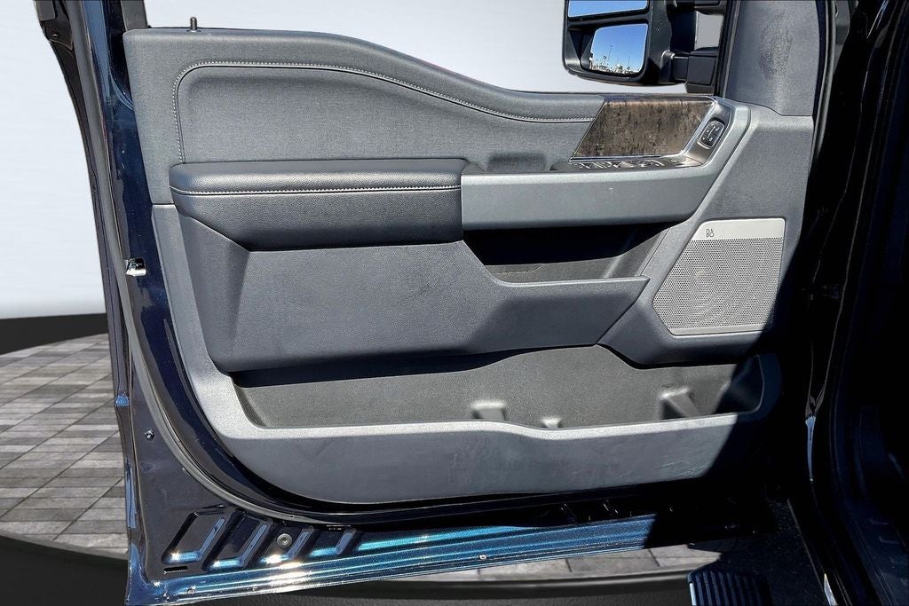 2024 Ford F-450SD Lariat DRW