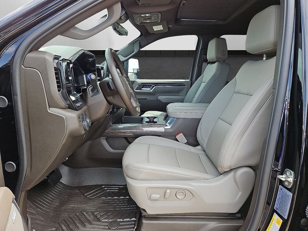 2025 Chevrolet Silverado 2500HD LTZ