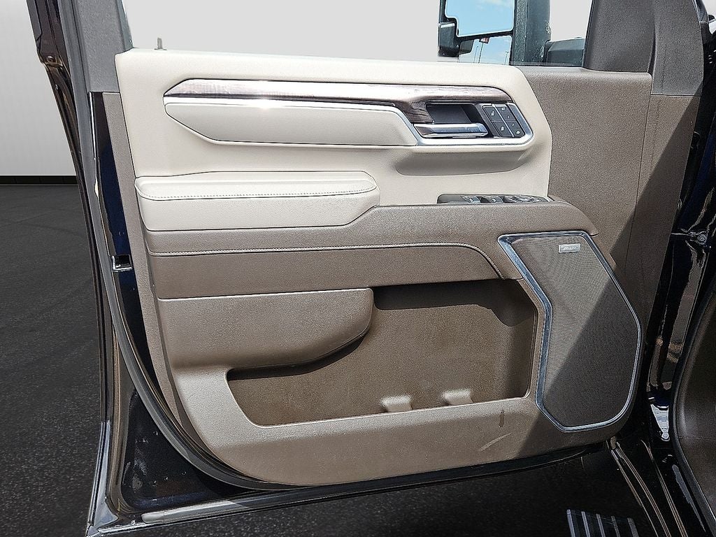 2025 Chevrolet Silverado 2500HD LTZ