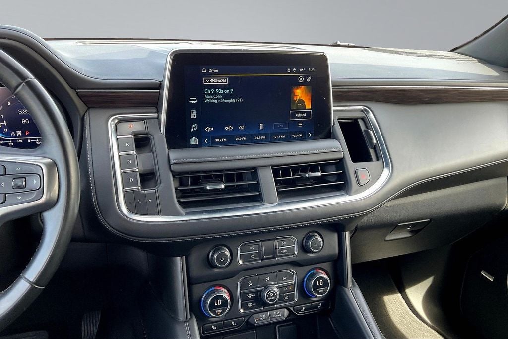 2023 Chevrolet Suburban LT