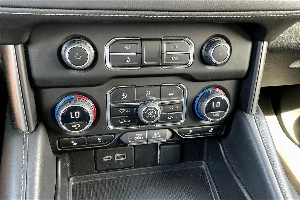 2023 Chevrolet Suburban LT