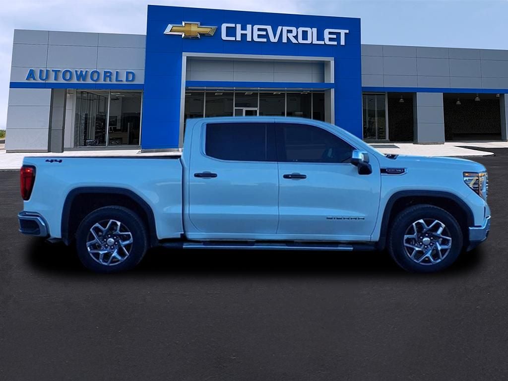 2025 GMC Sierra 1500 SLT