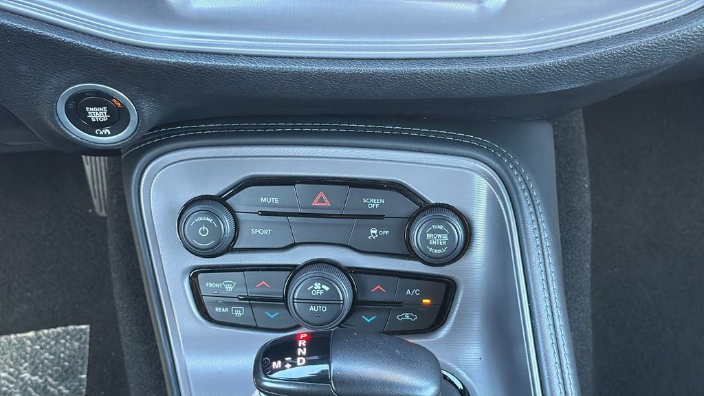 2023 Dodge Challenger SXT