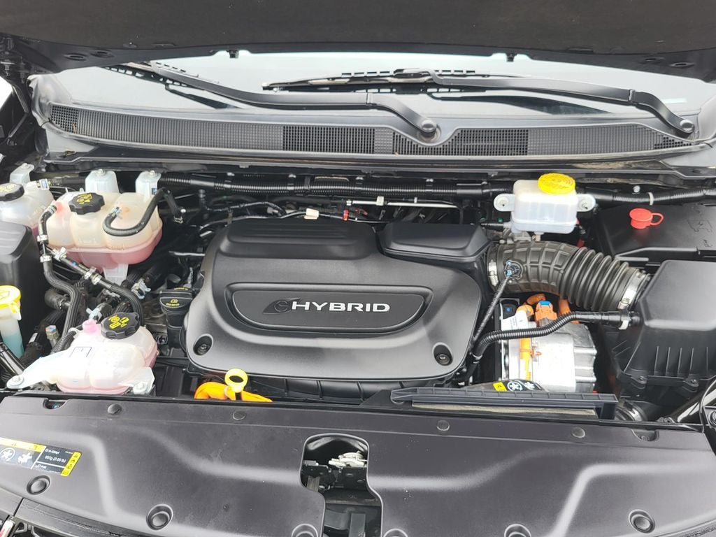 2024 Chrysler Pacifica Hybrid Select
