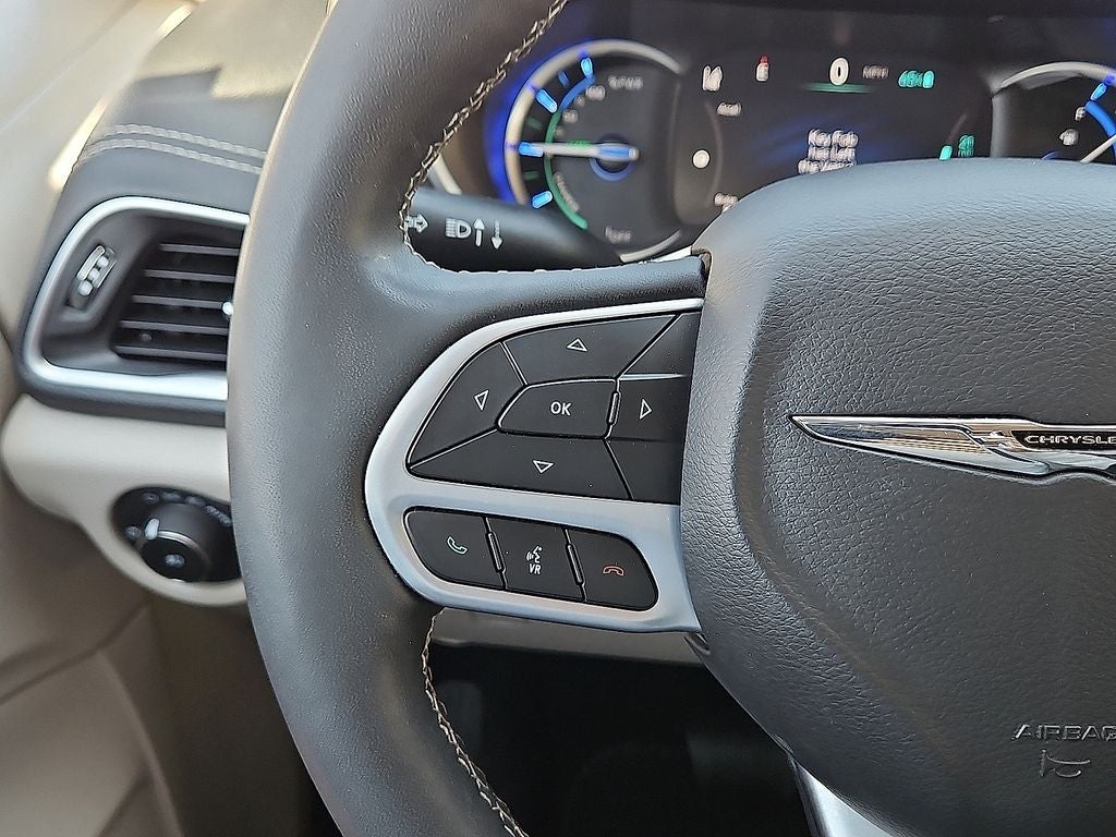 2023 Chrysler Pacifica Hybrid Limited
