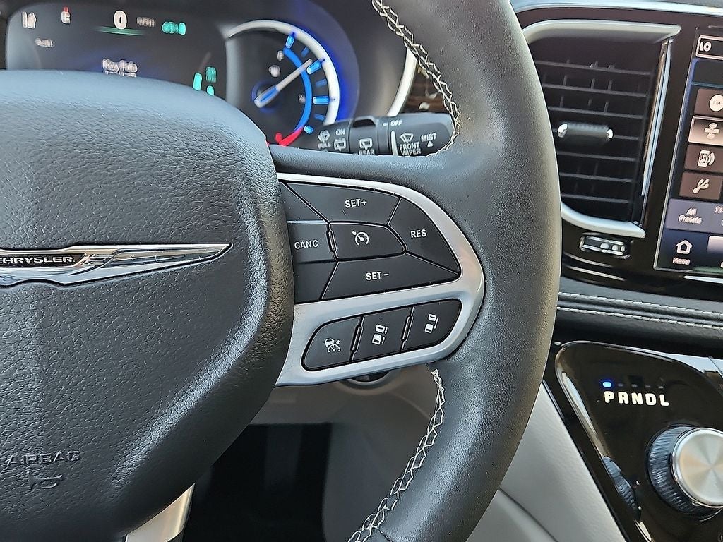 2023 Chrysler Pacifica Hybrid Limited