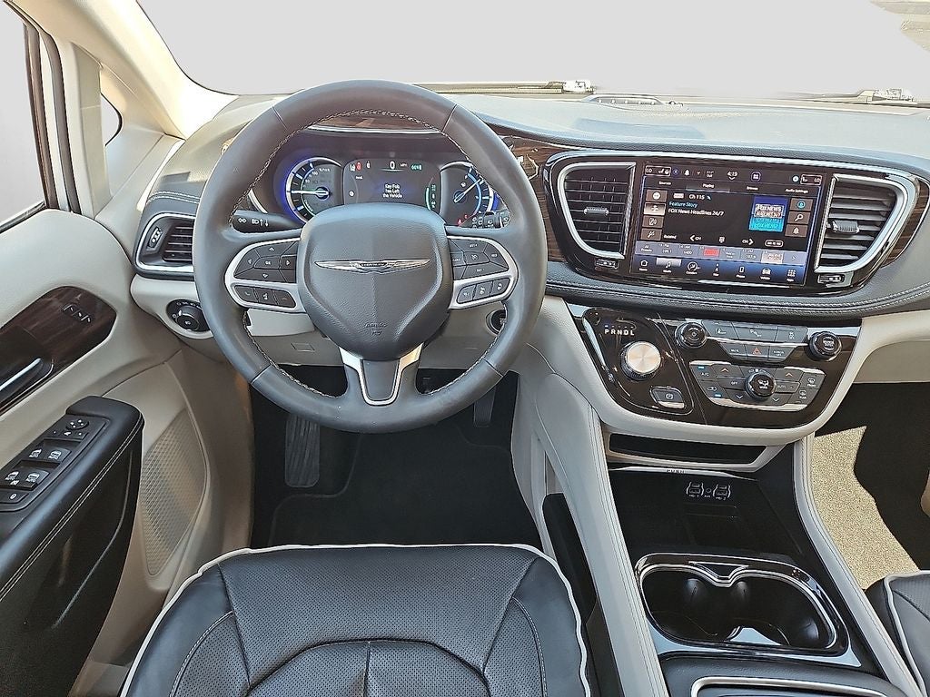 2023 Chrysler Pacifica Hybrid Limited