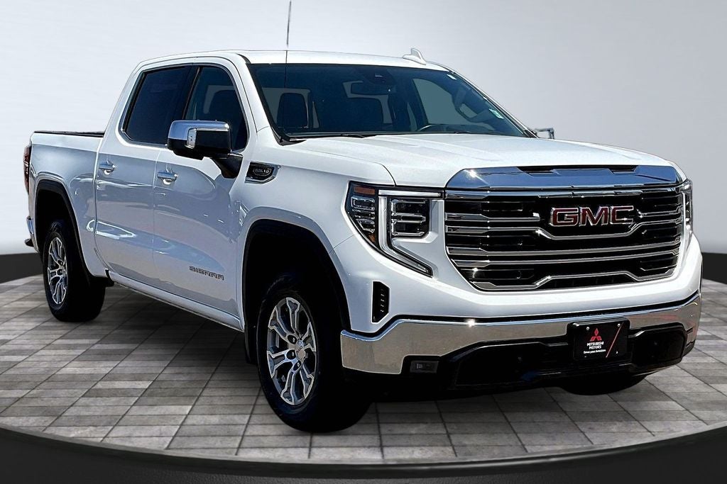 2025 GMC Sierra 1500 SLT