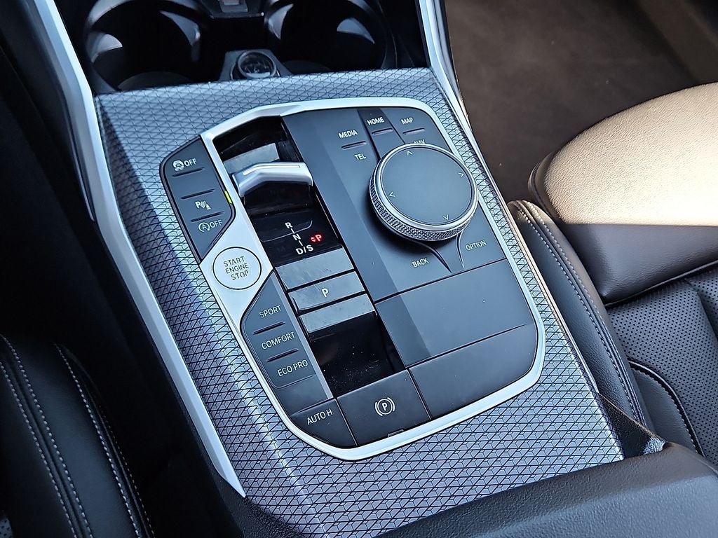 2024 BMW 3 Series 330i