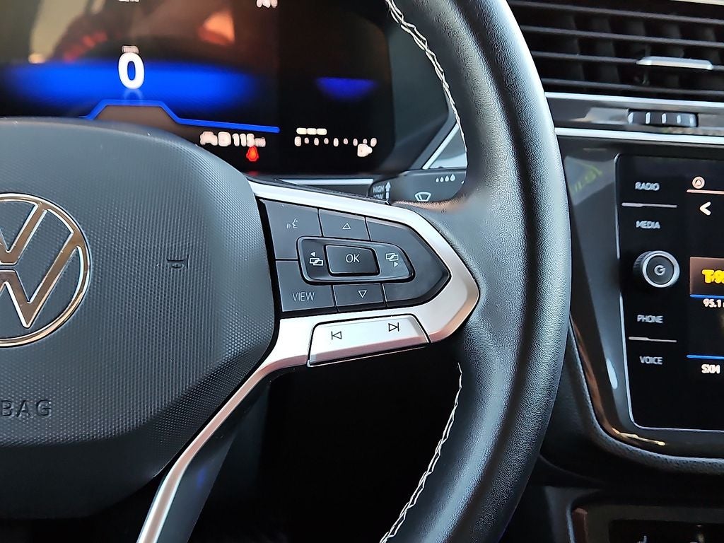 2024 Volkswagen Tiguan 2.0T SE