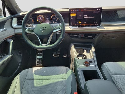 2025 Volkswagen Tiguan 2.0T SE R-Line Black