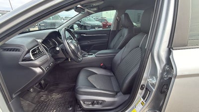 2022 Toyota Camry SE Nightshade