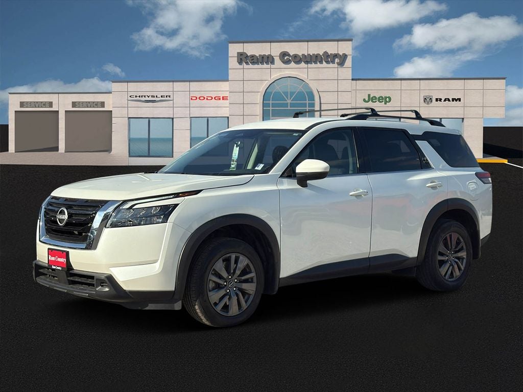 2024 Nissan Pathfinder SV