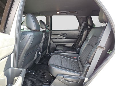 2024 Nissan Pathfinder Rock Creek