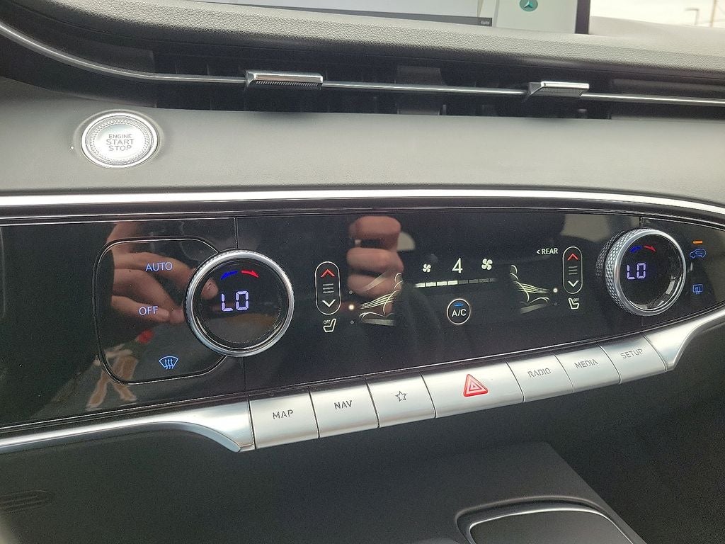 2025 Genesis GV70 2.5T